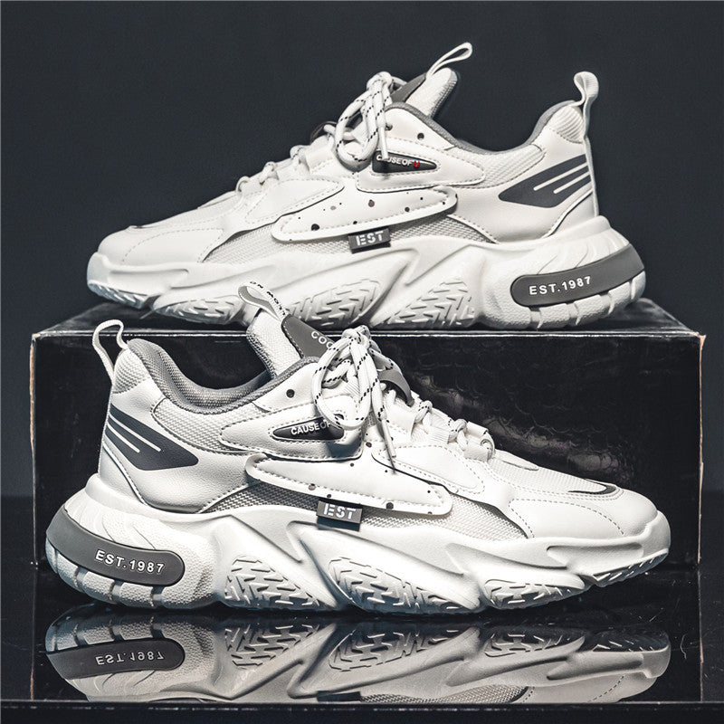 Young man's mesh casual shoes for outdoor activities