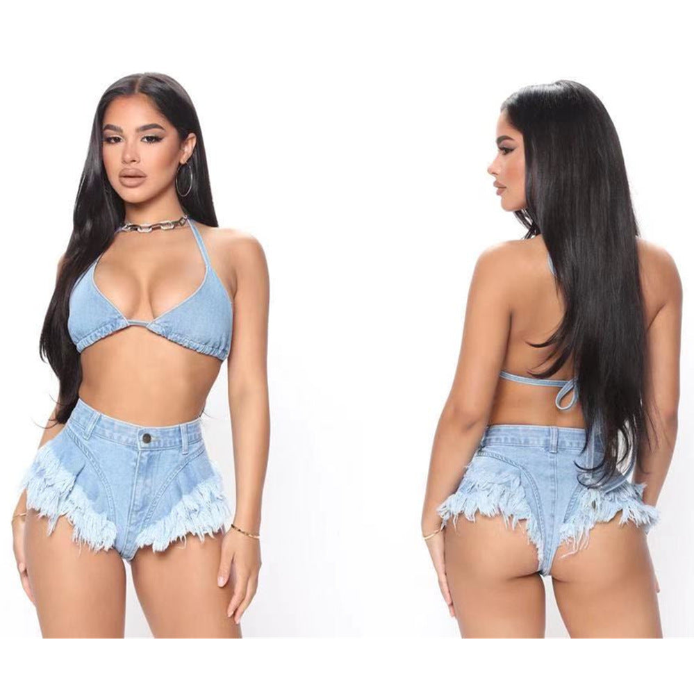 Denim halter-neck fringed and hip-lifting hot pants
