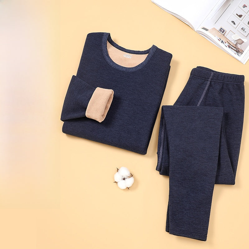 Men's thermal clothing is padded and thickened