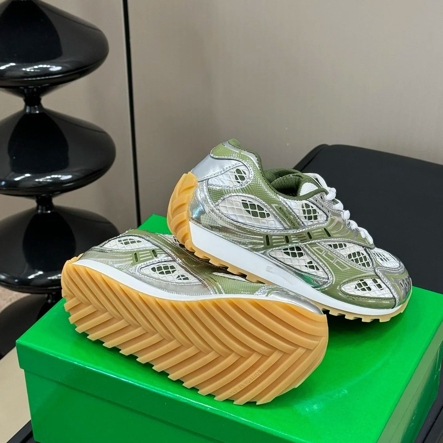 Retro mesh dad shoes