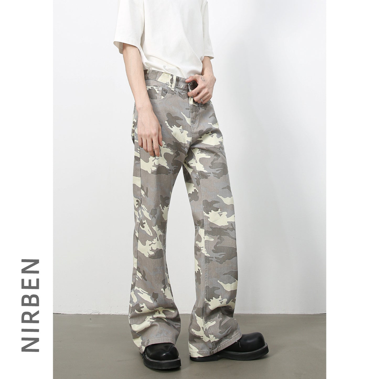 American retro camouflage slightly flared jeans