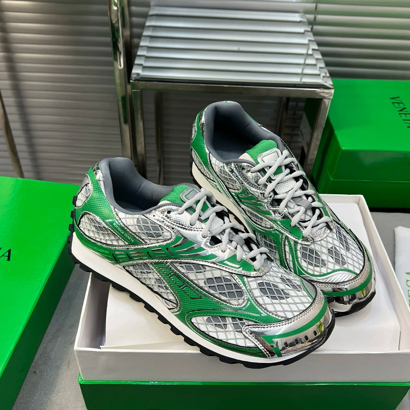 Retro mesh dad shoes
