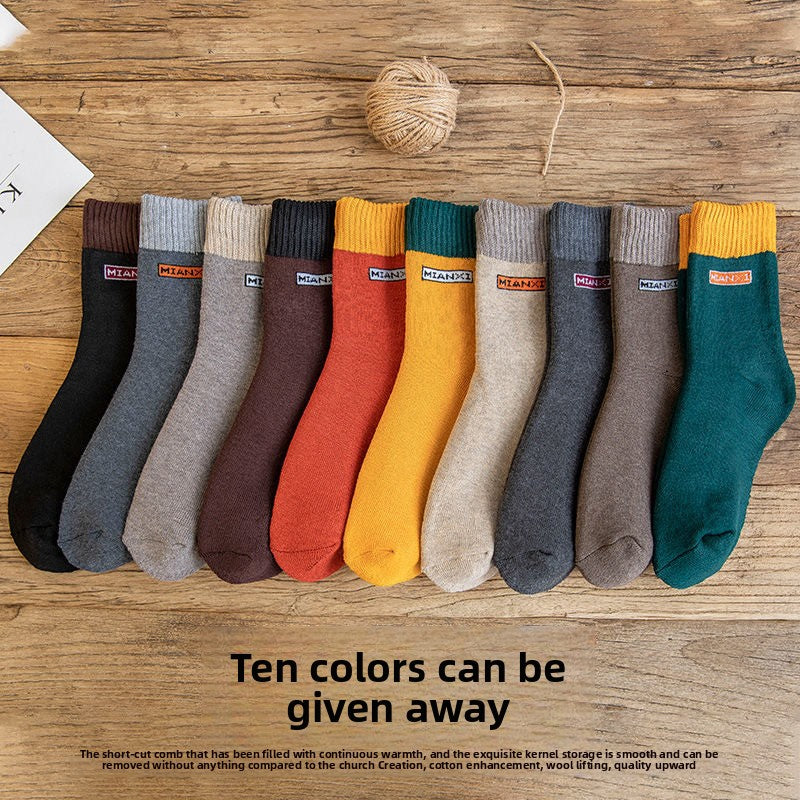 Men's camel-colored fleece socks for autumn and winter