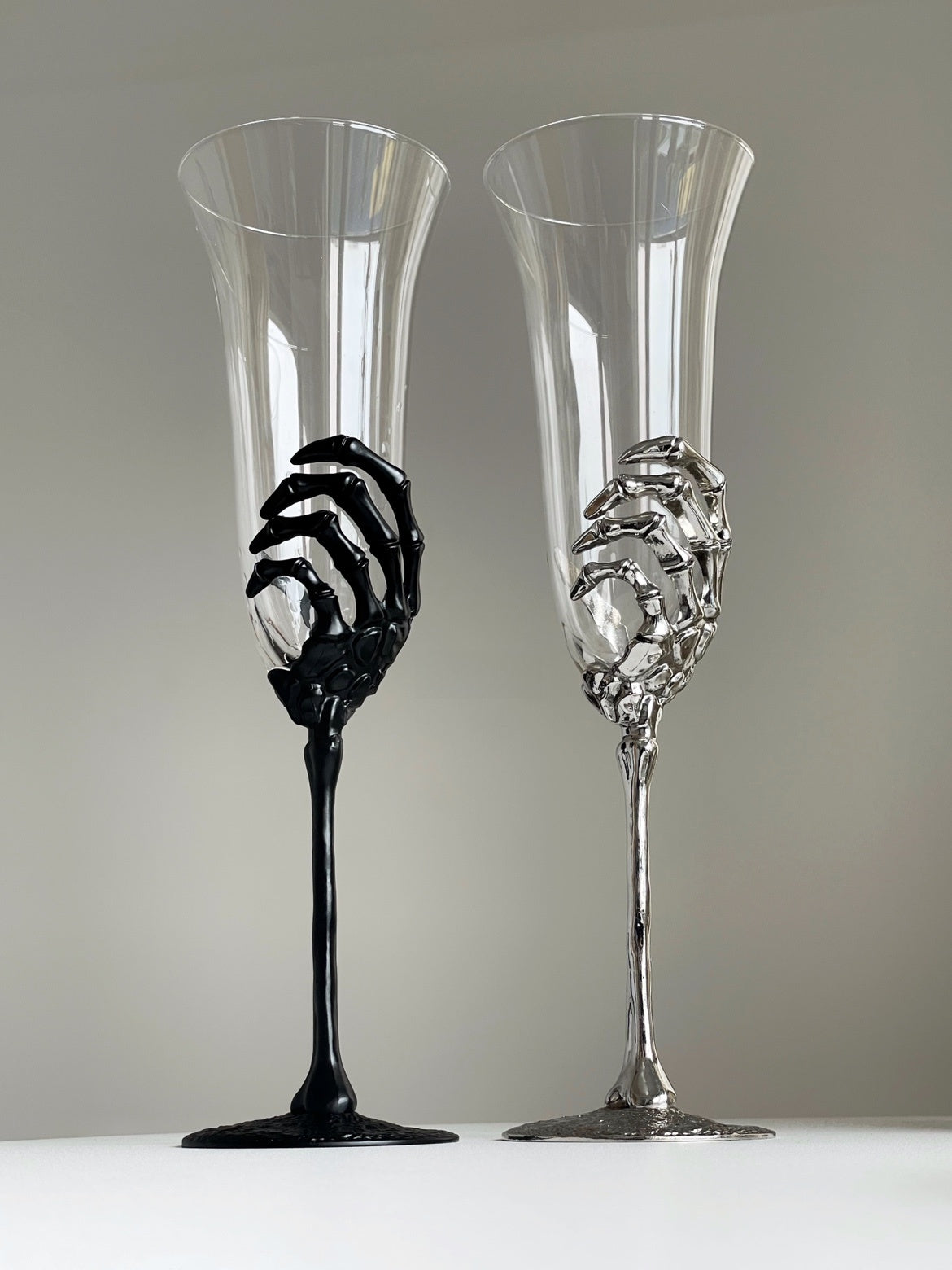 Creative Skull Bone Hand Champagne Glass