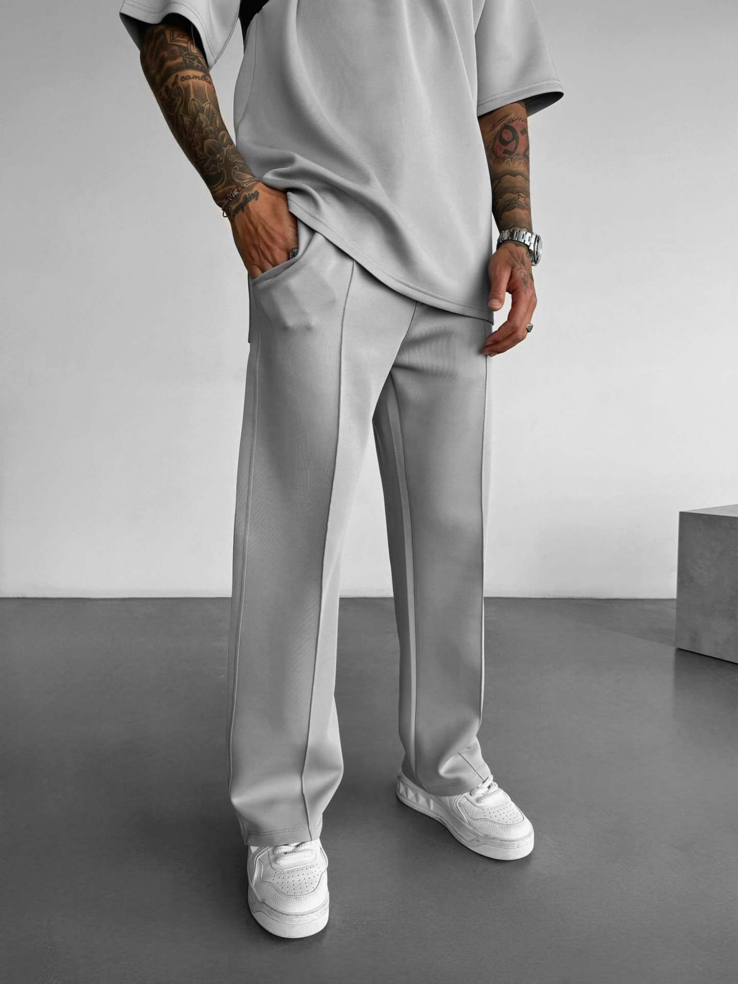 Loose straight-cut sports casual trousers