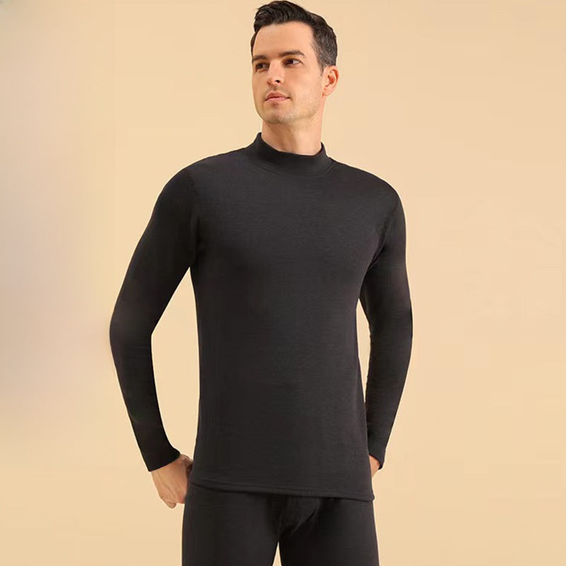 Men's thermal clothing is padded and thickened