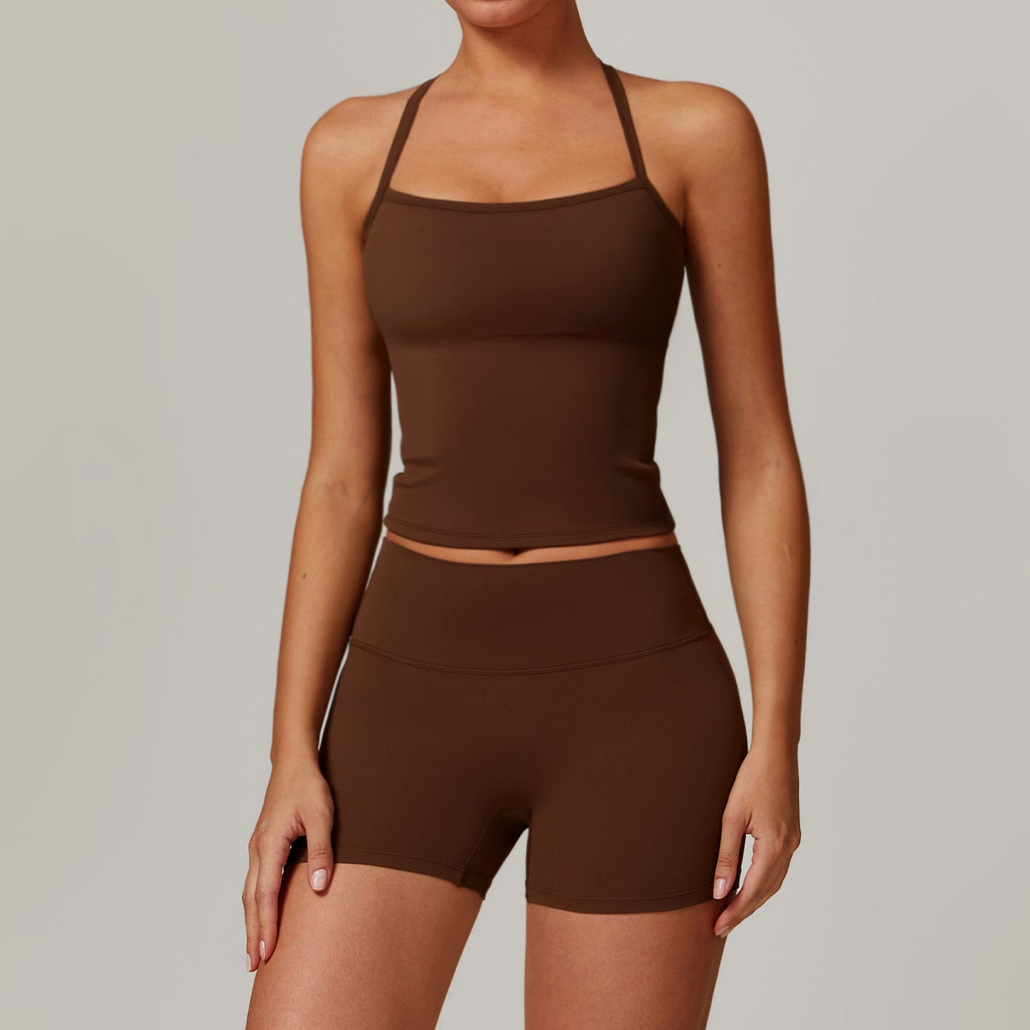 Tight-fitting yoga set